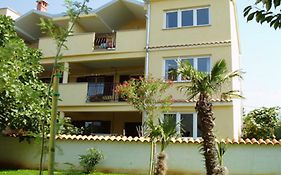 Apartments Nina